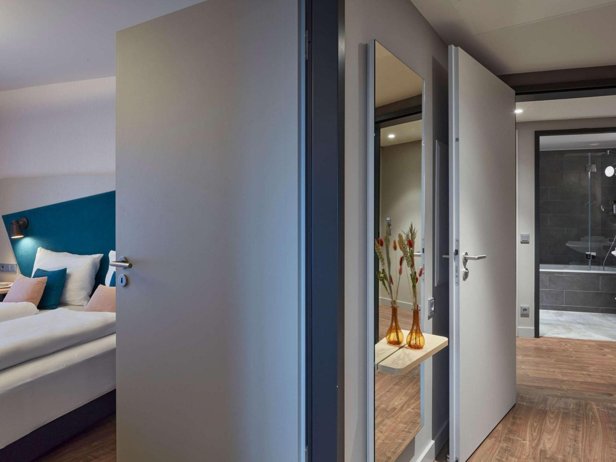 Adagio Hotel 4*